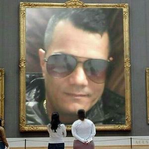 Meet your Posher, Carlos antonio